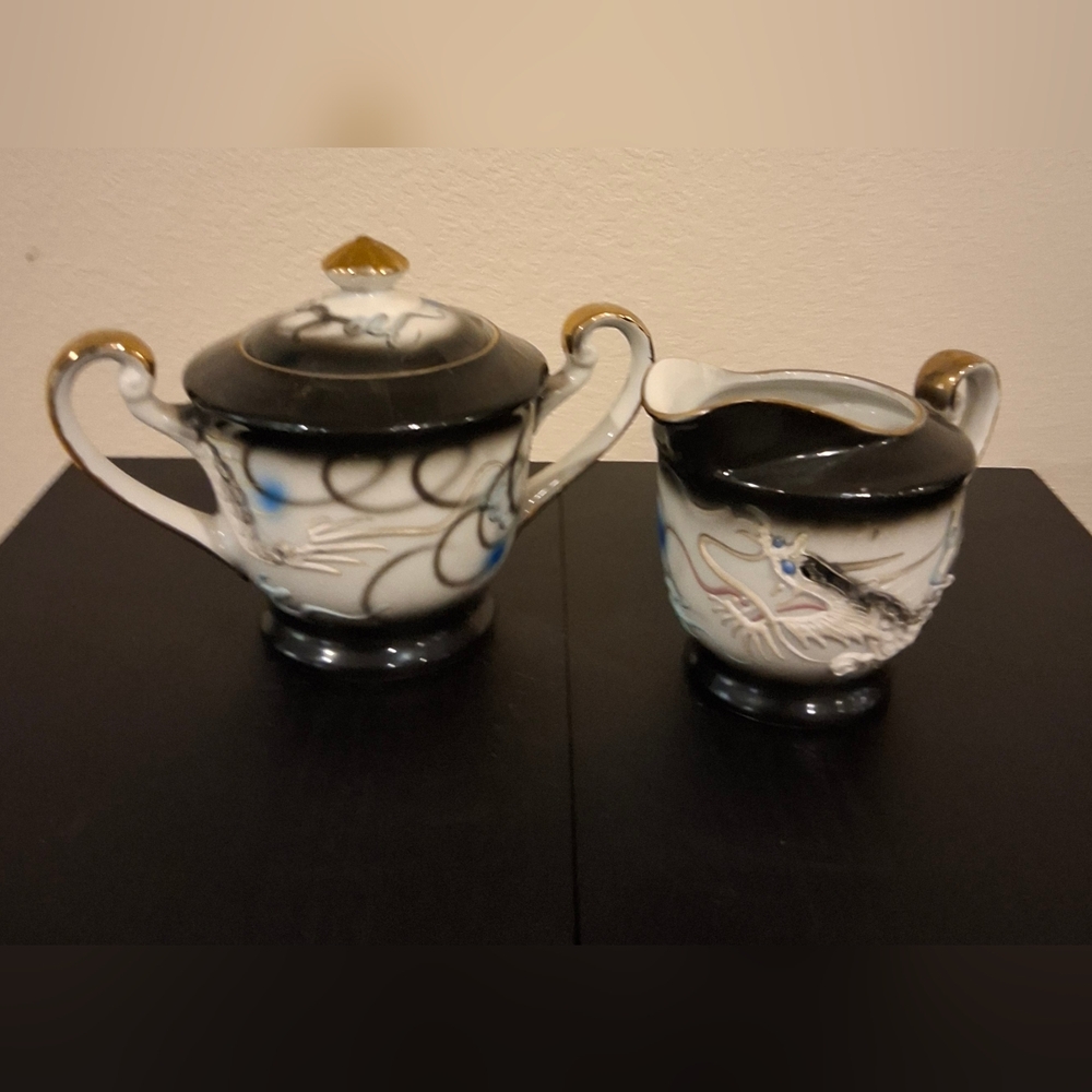 Elegant Black and Gold Ceramic Dragon Moriage 3D Sugara D